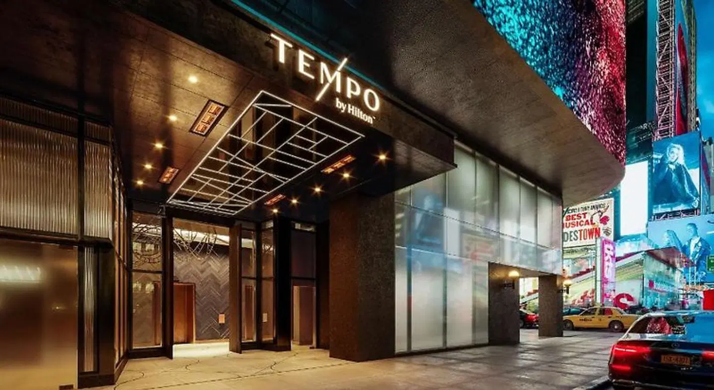 Tempo by Hilton New York Times Square EXTERIOR