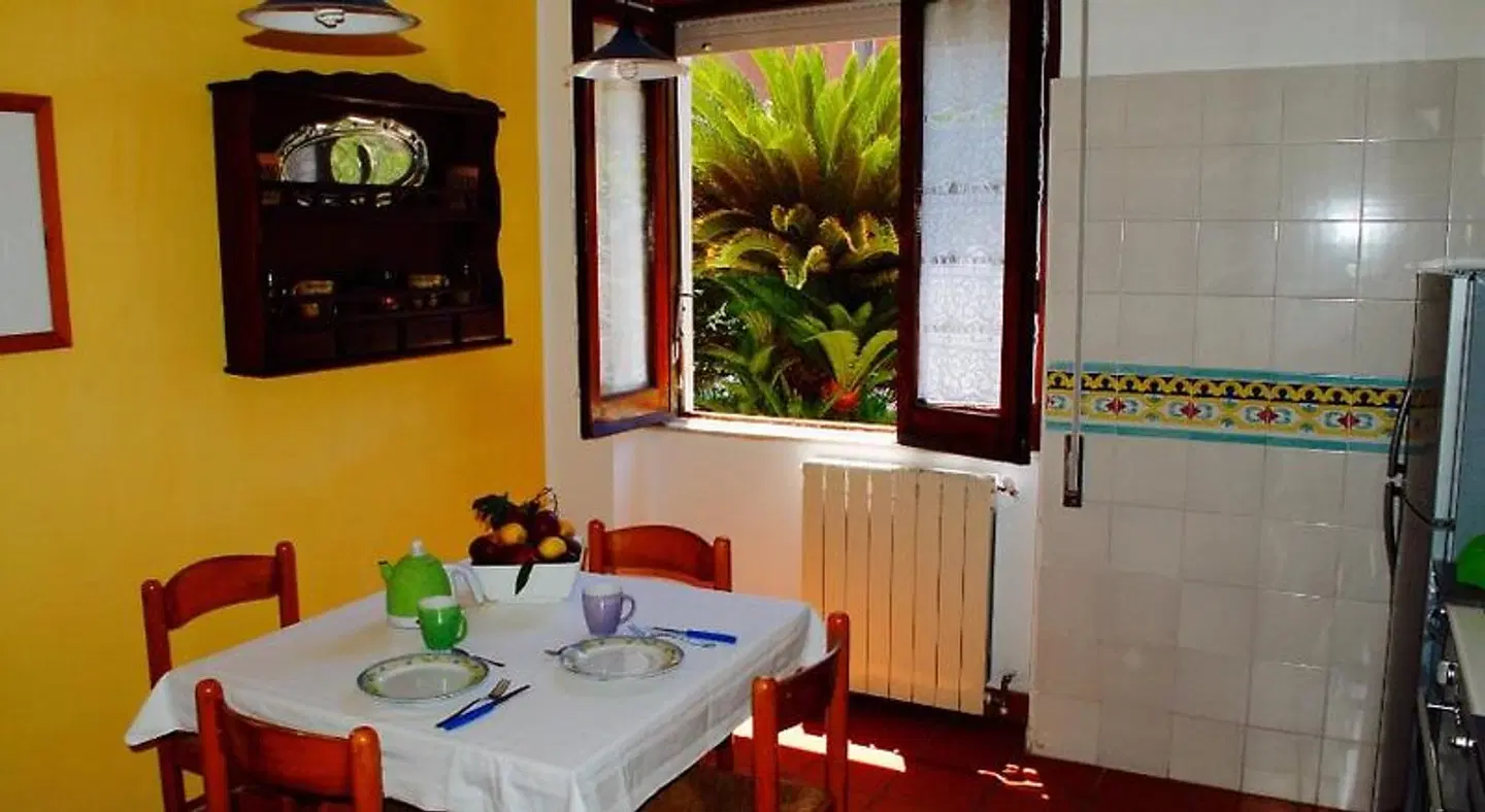 Orange Garden ROOM_EXAMPLE