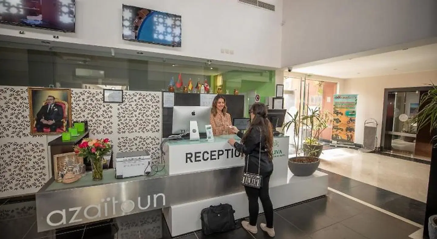 Oliva Condominium Hotel Bar