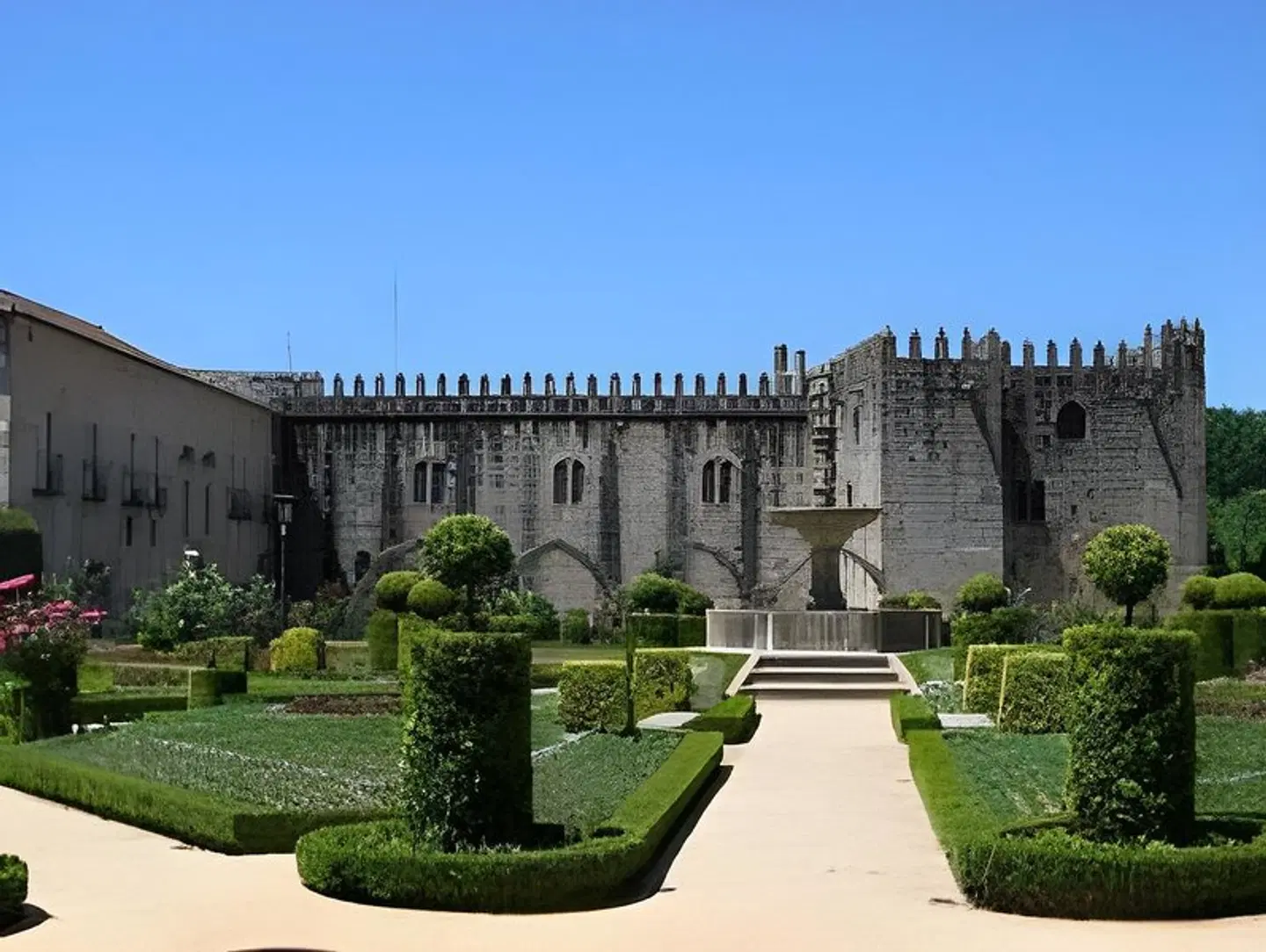 Senhora A Branca EXTERIOR