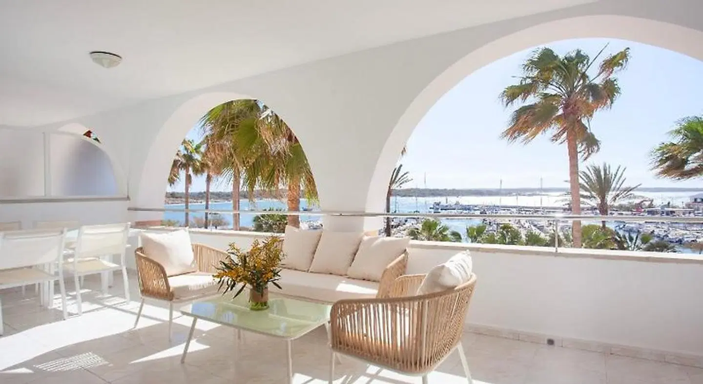 Edificio Puerto LOUNGE_LOBBY