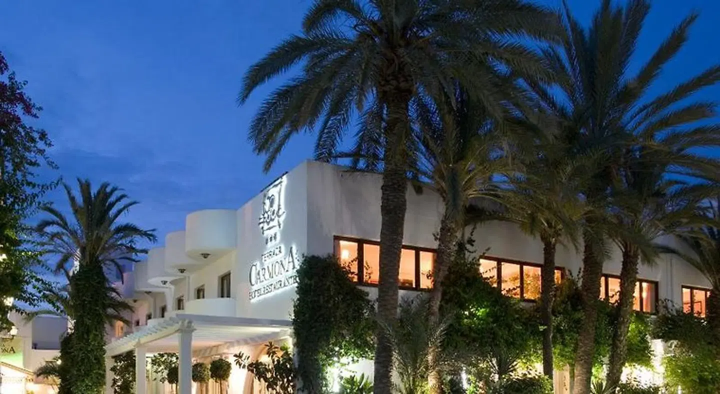 Hotel Terraza Carmona EXTERIOR