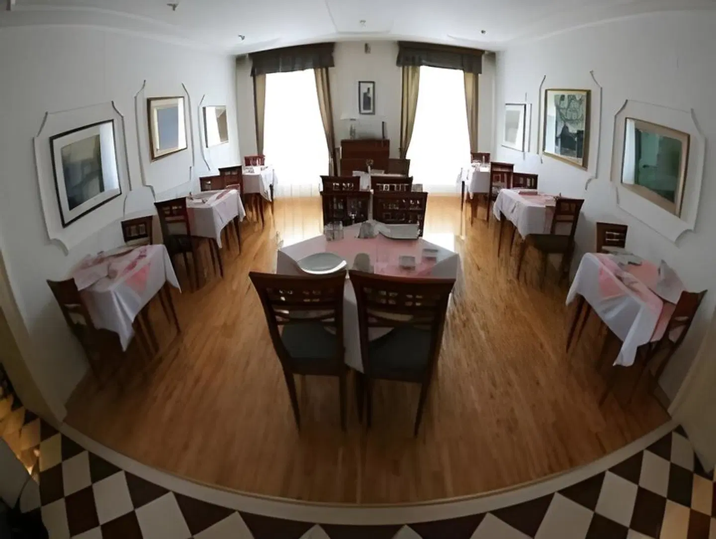 Vila Sikaa Restaurant