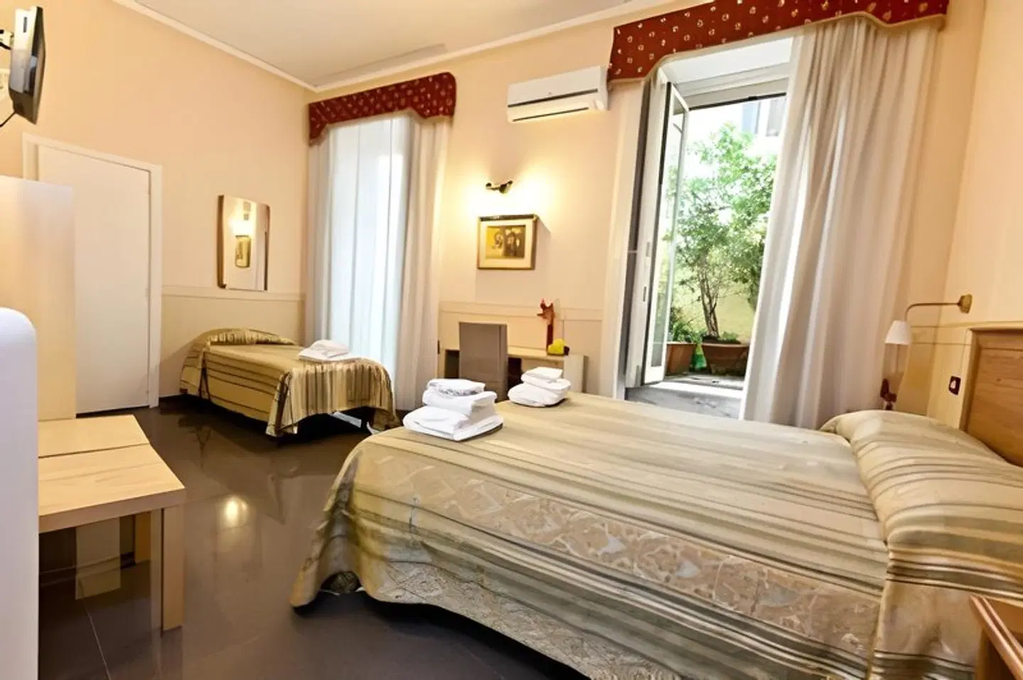 B&B MediNaples ROOM_EXAMPLE