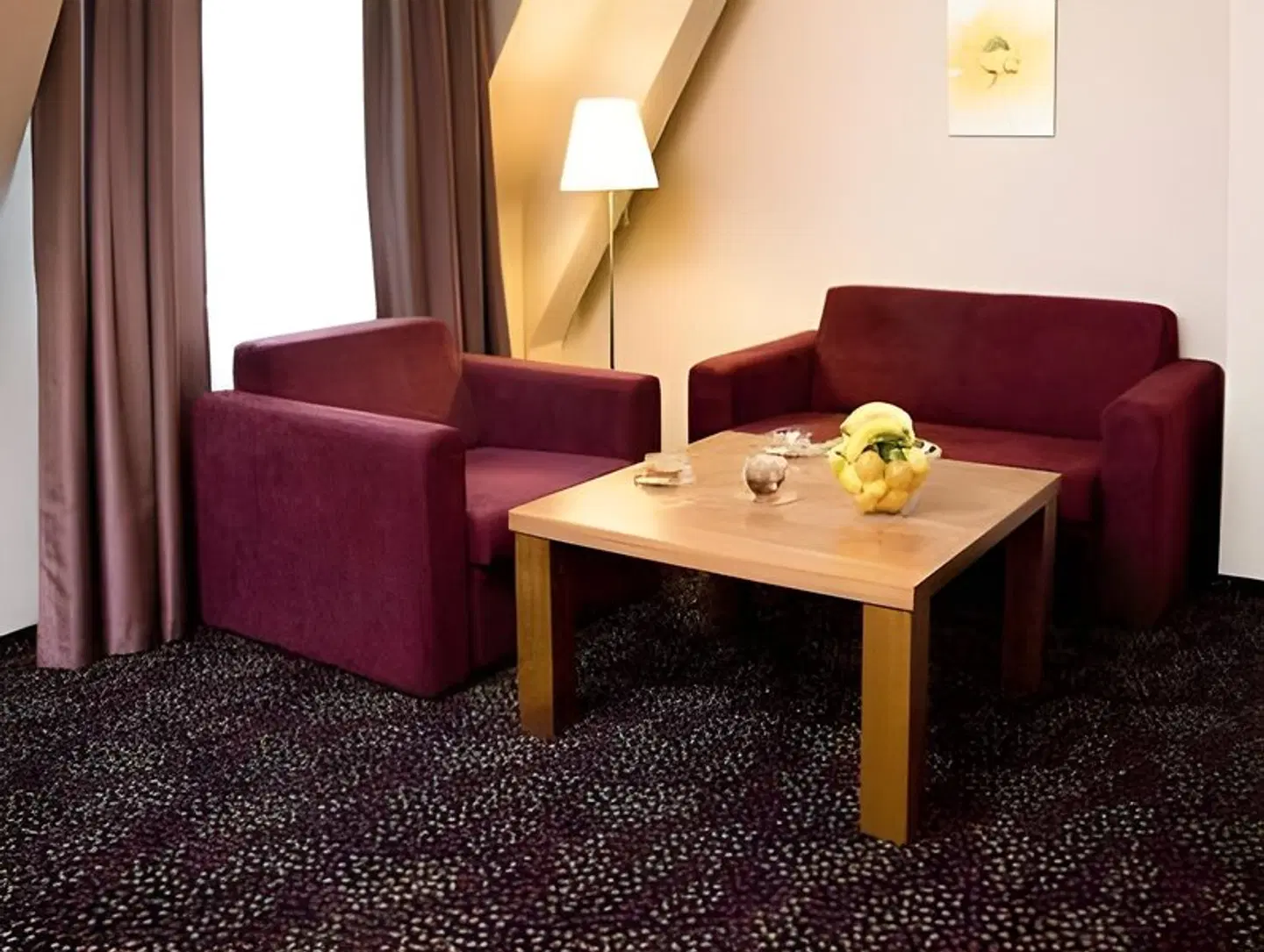 1. Republic Hotel ROOM_EXAMPLE