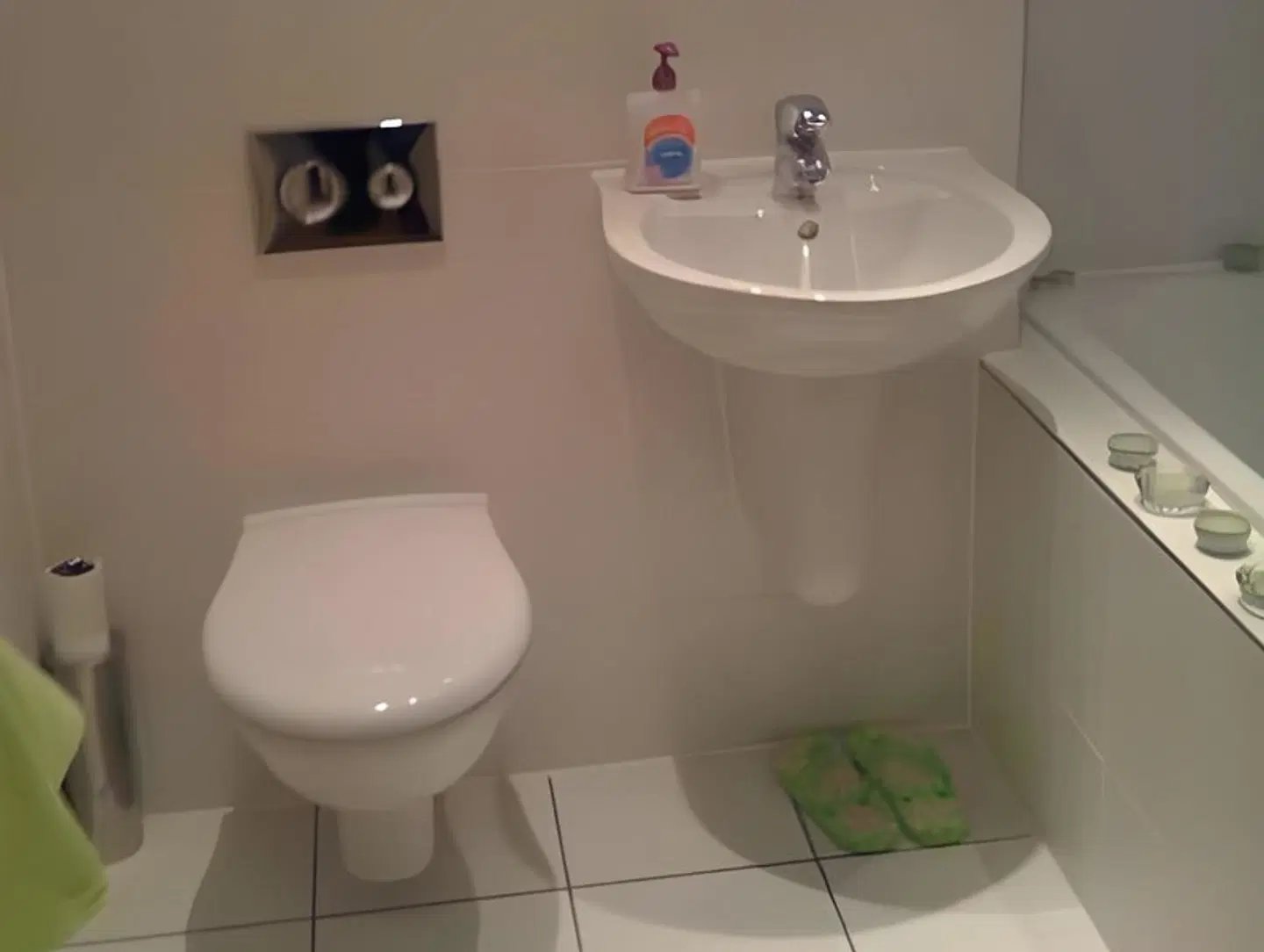 Apple House Guesthouse Heathrow Airport Badezimmer