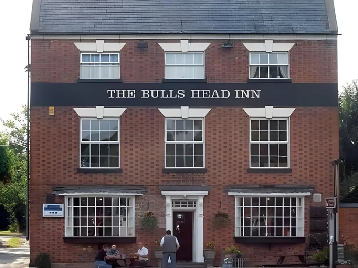 The Bulls Head Inn EXTERIOR
