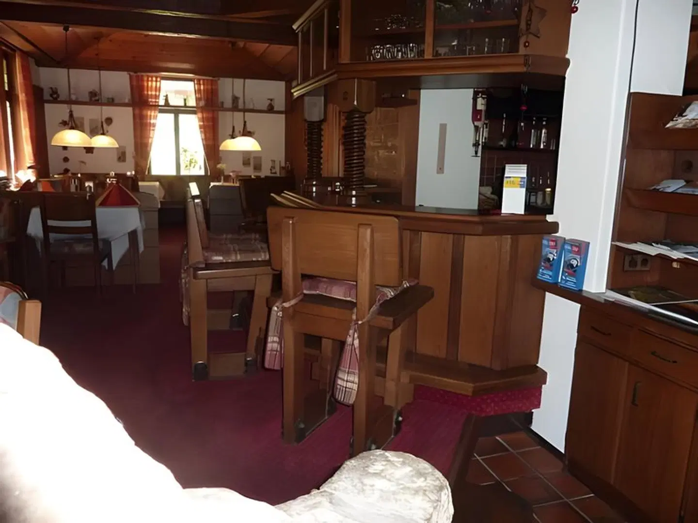 König Karl Bar