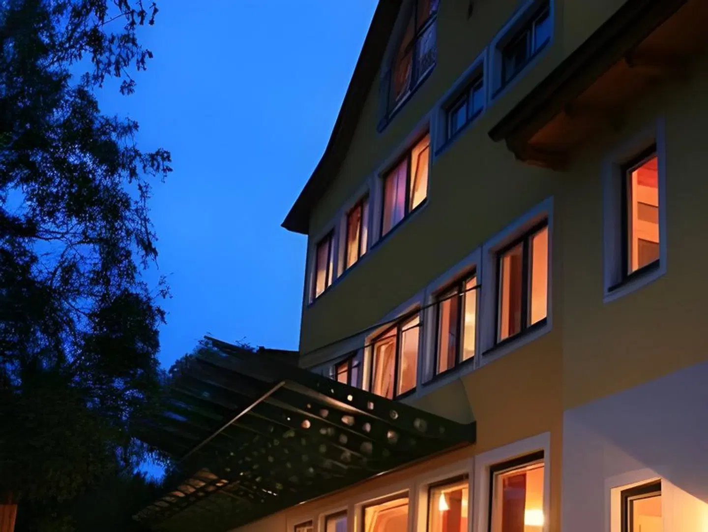 Hotel Garni Pölzl EXTERIOR