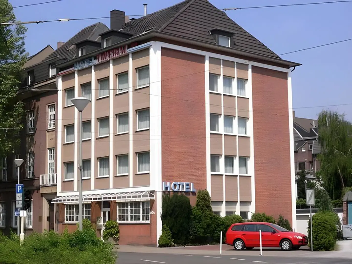 Imperial EXTERIOR