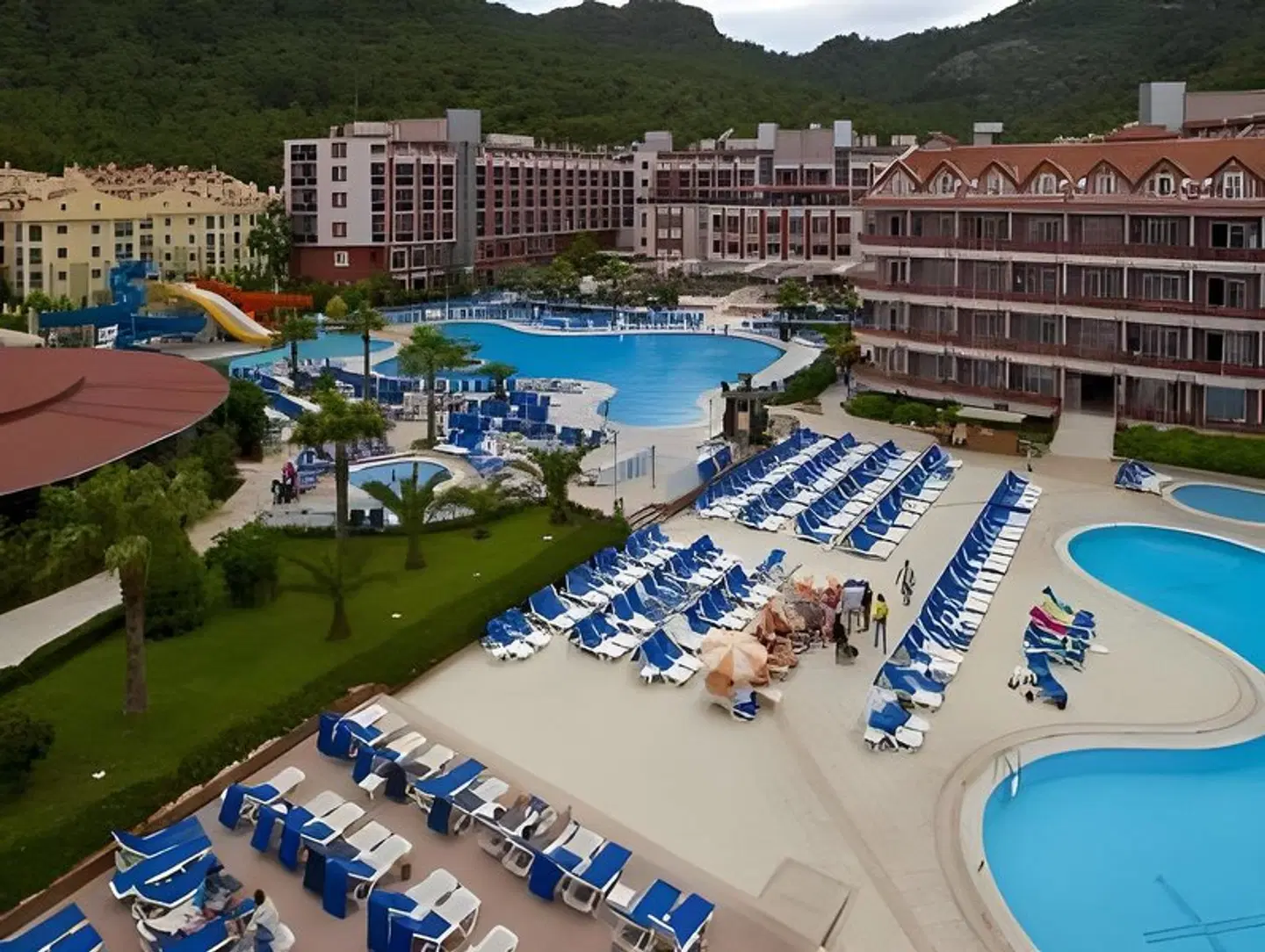 Green Nature Resort and Spa OUTDOOR_POOL