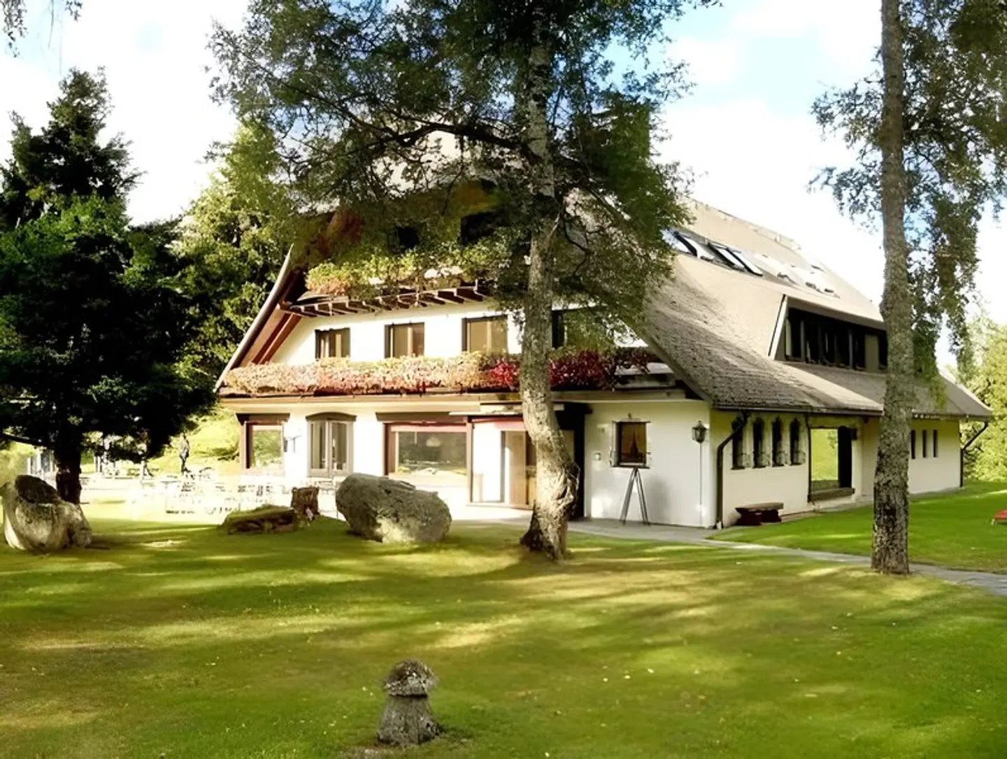 Behabühl EXTERIOR