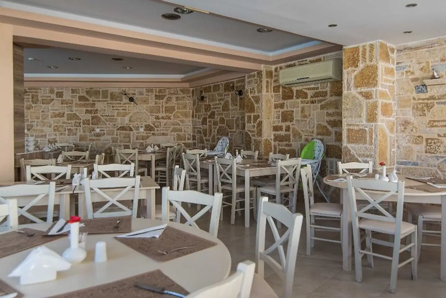 Maistrali Hotel & Apartments Restaurant