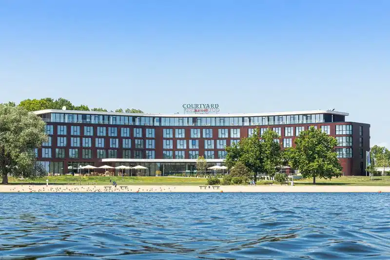 Courtyard by Marriott Wolfsburg – Hotelfoto