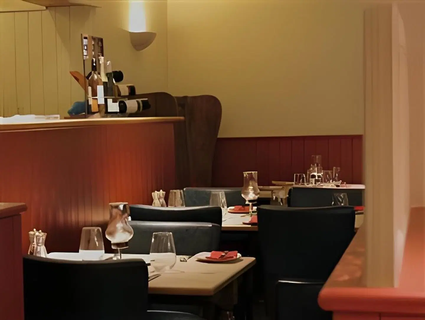 Crown & Garter Restaurant