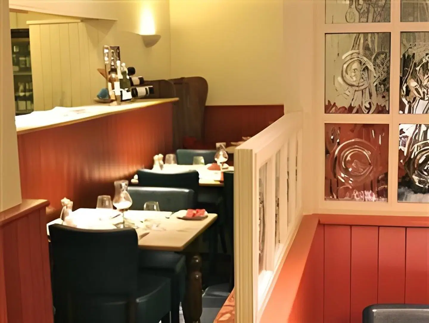 Crown & Garter Restaurant