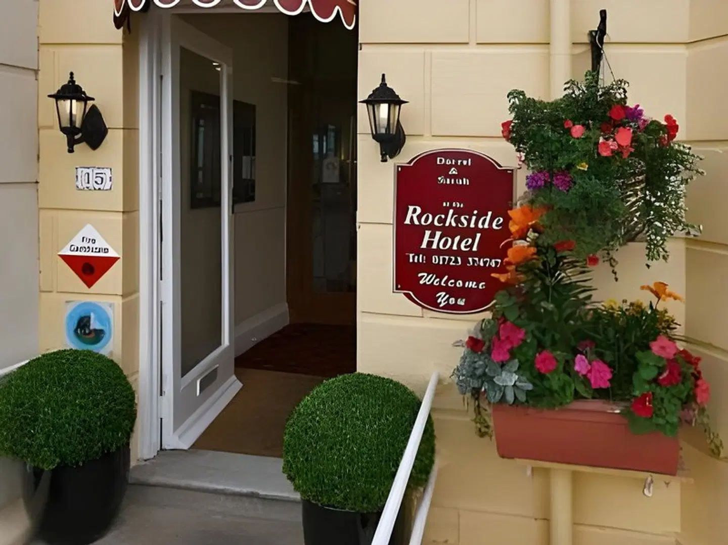 The Rockside LOUNGE_LOBBY