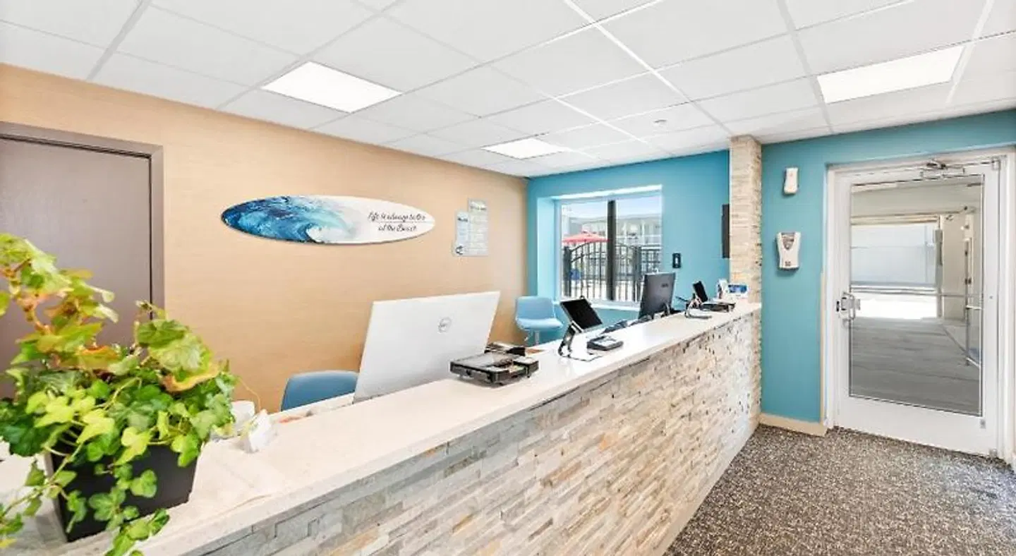 The Waves Hotel, an Ascend Hotel Collection Member LOUNGE_LOBBY