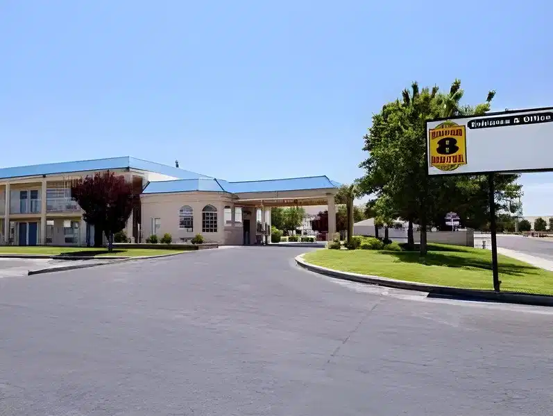 Super 8 by Wyndham Hurricane Zion National Park – Hotelfoto
