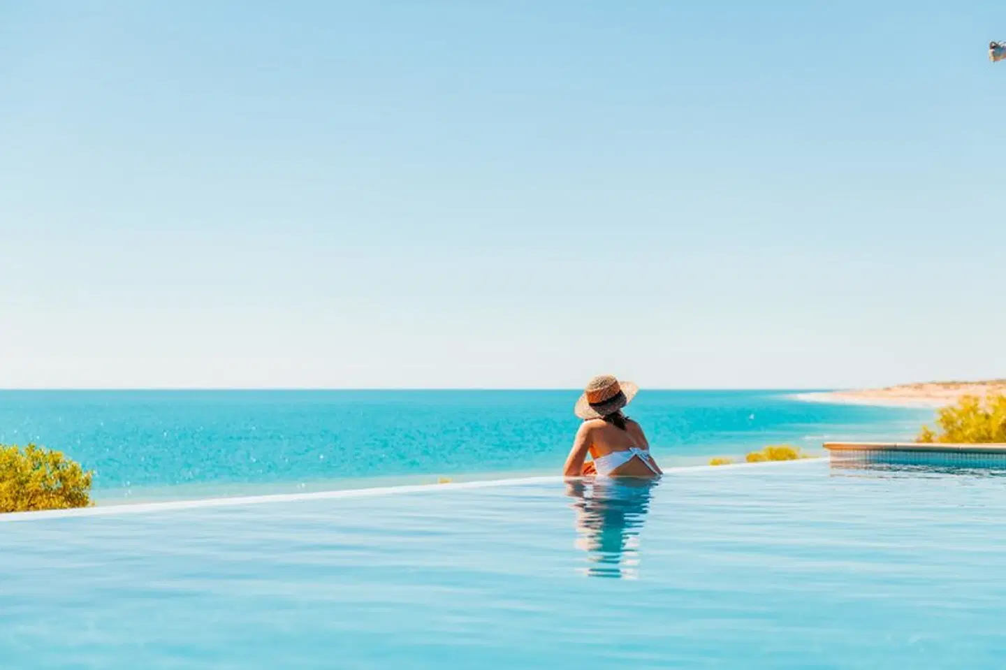 Eco Beach Resort OUTDOOR_POOL