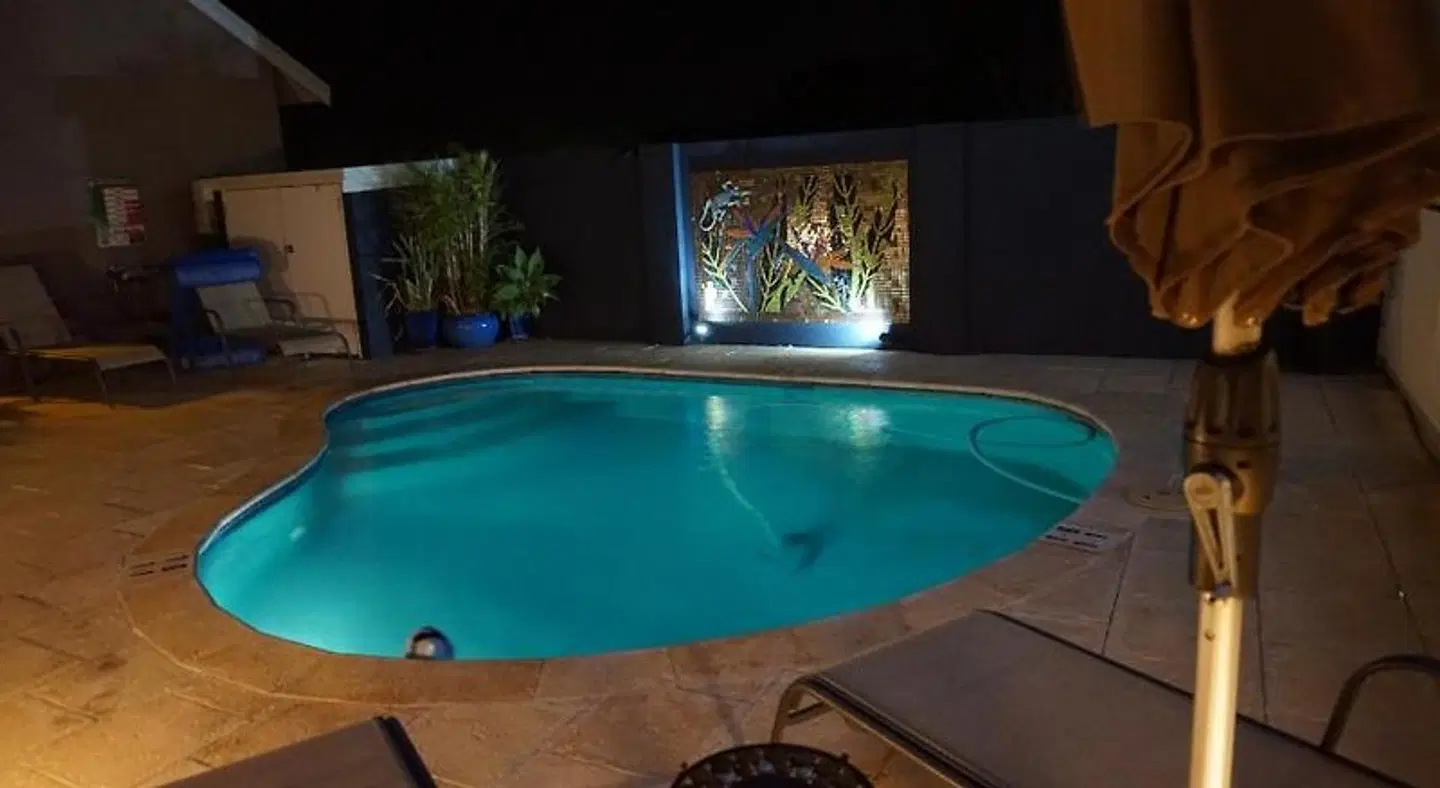 Gecko Lodge Kalbarri Hallenbad