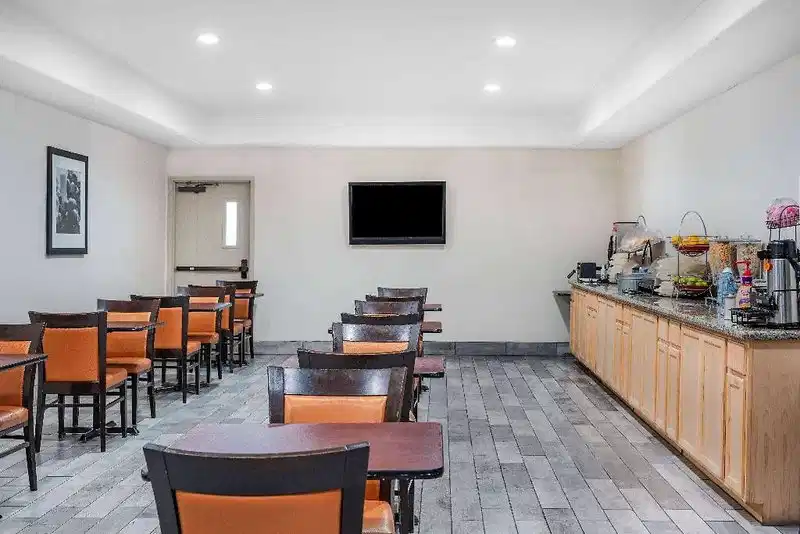 Ramada Limited Suites - Bakersfield – Hotelfoto