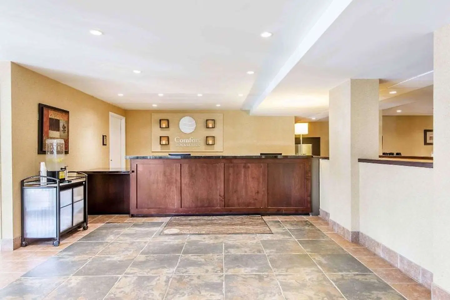 Comfort Inn & Suites Collingwood LOUNGE_LOBBY