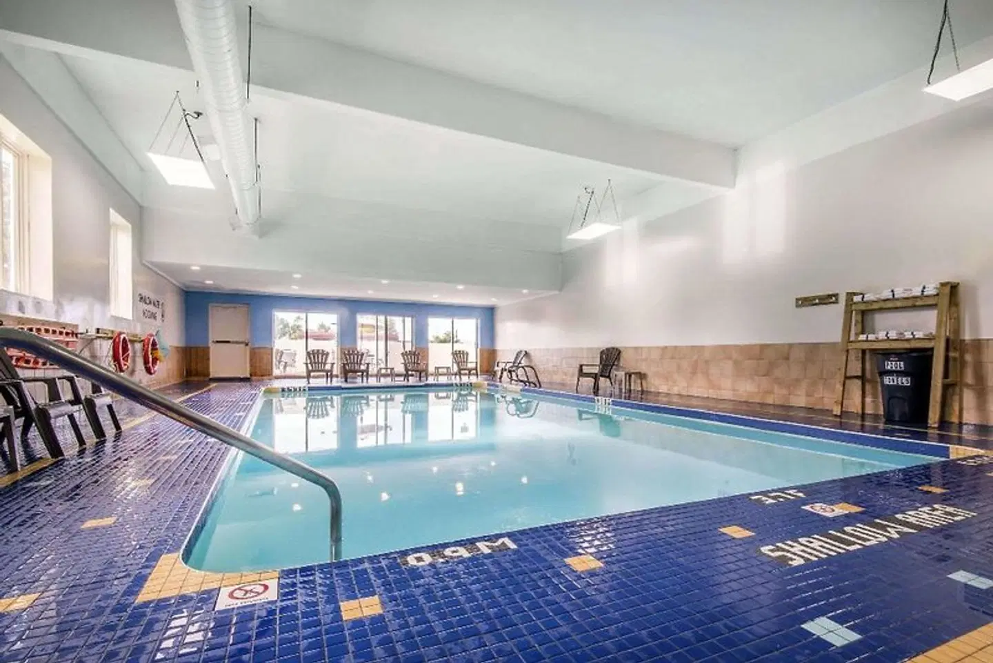 Comfort Inn & Suites Collingwood Hallenbad