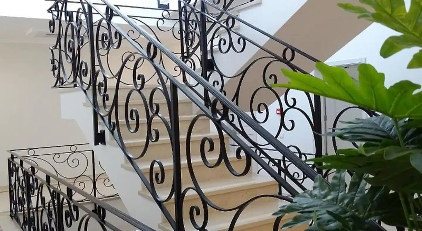 Bowen, Luxury Suites Sport und Entertainment