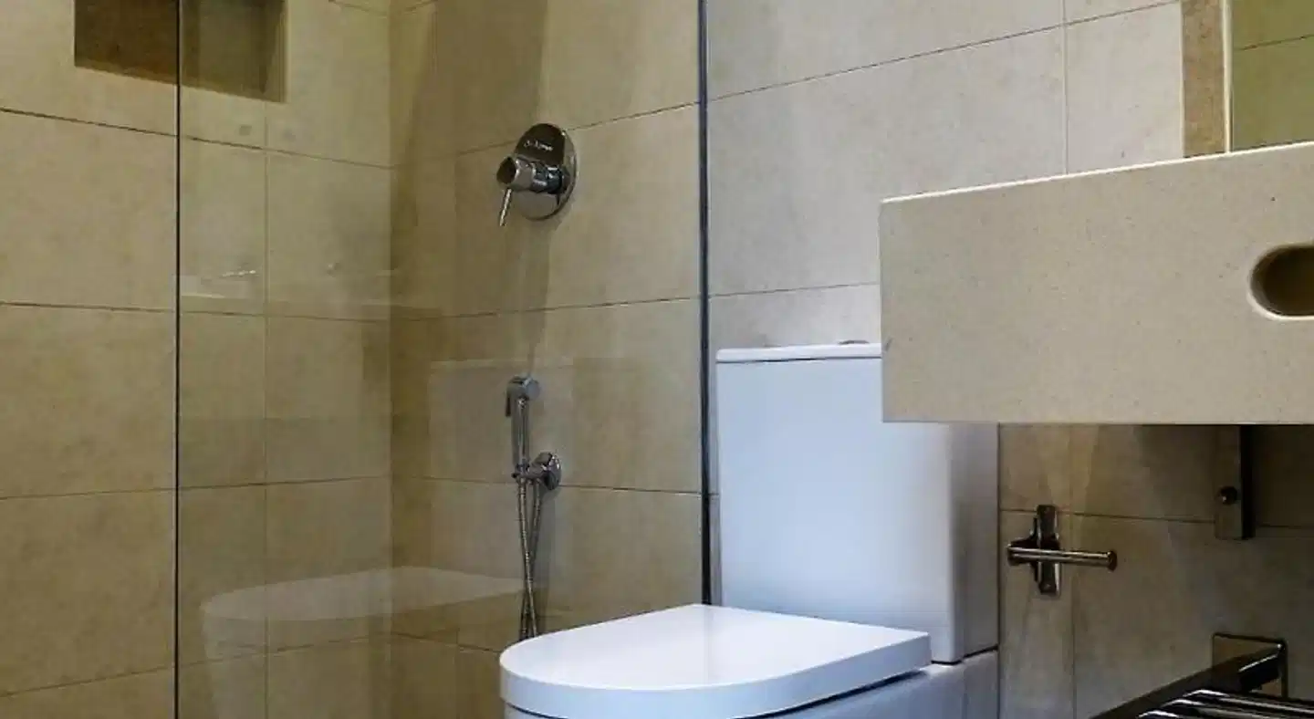 Bowen, Luxury Suites Badezimmer