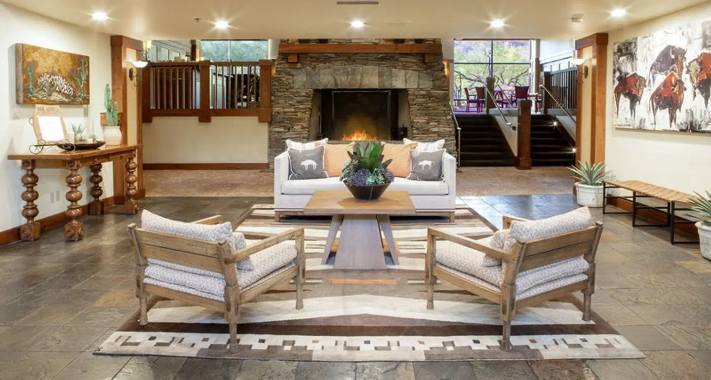 The Lodge at Ventana Canyon LOUNGE_LOBBY