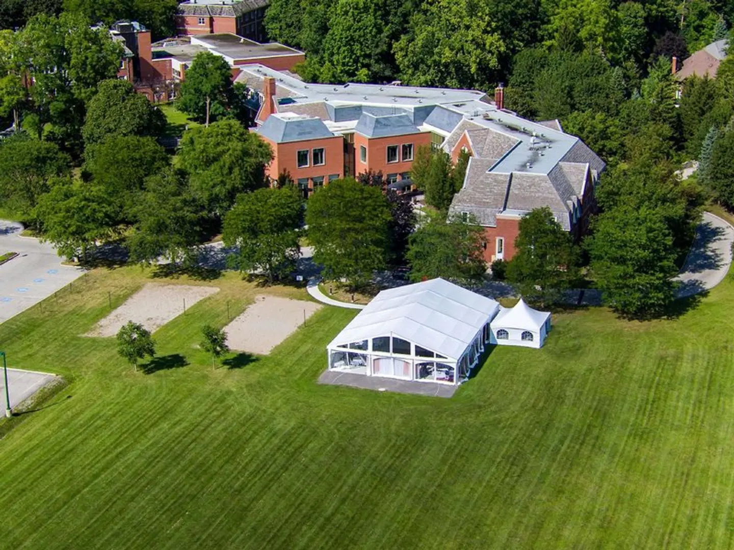 Ivey Spencer Leadership Centre EXTERIOR