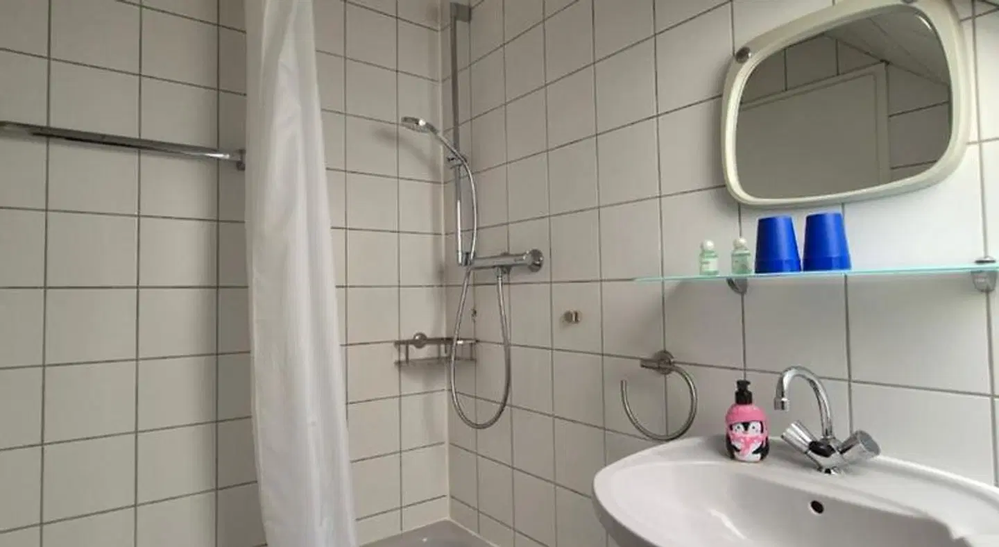 Am Schenkelberg Badezimmer
