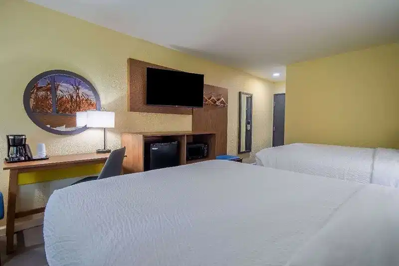 Days Inn & Suites by Wyndham Waterloo – Hotelfoto