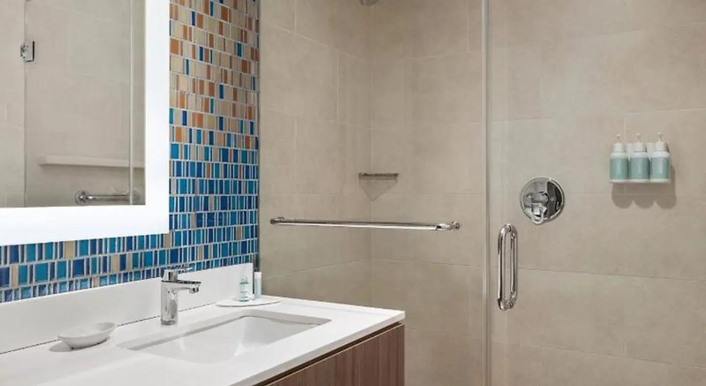 Courtyard by Marriott New York Manhattan/Chelsea Badezimmer