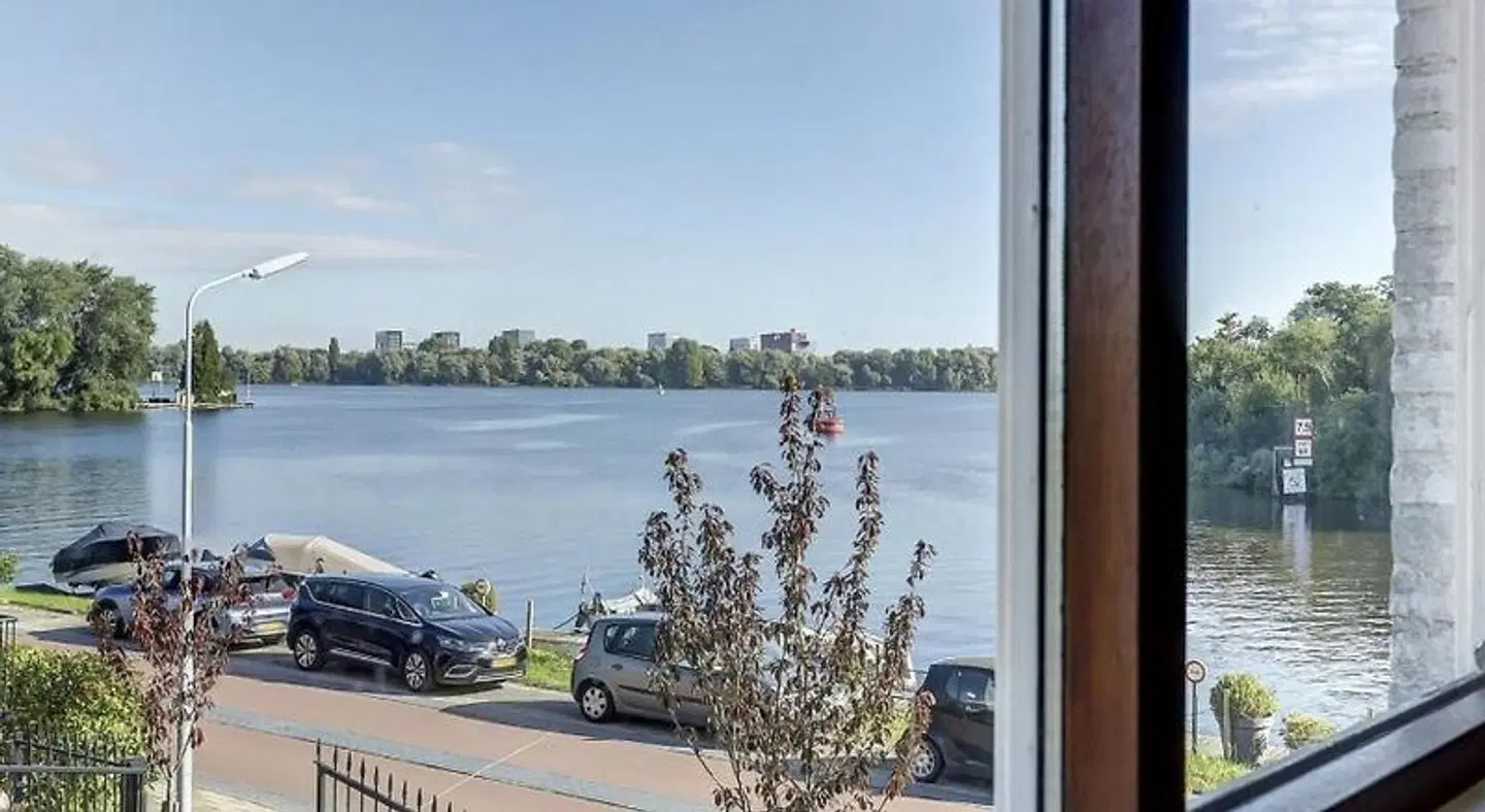 The Lake Hotel Amsterdam Airport LANDSCAPE