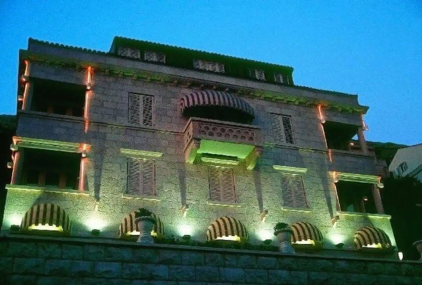 Grand Villa Argentina Aussenansicht