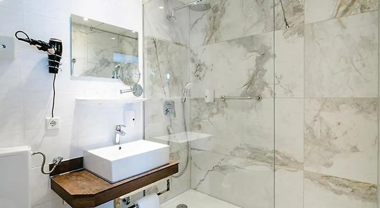 Central City Hotel Badezimmer