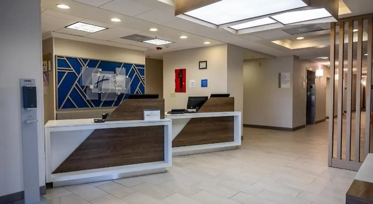 Holiday Inn Express & Suites Vicksburg by IHG LOUNGE_LOBBY