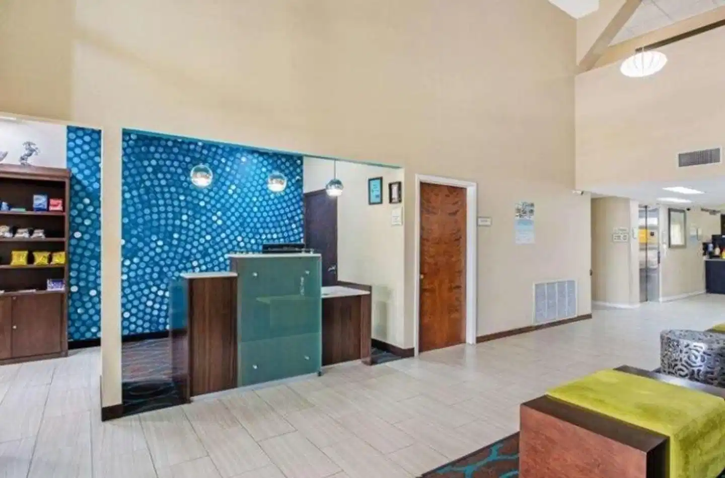 Days Inn by Wyndham Moss Point Pascagoula Lobby