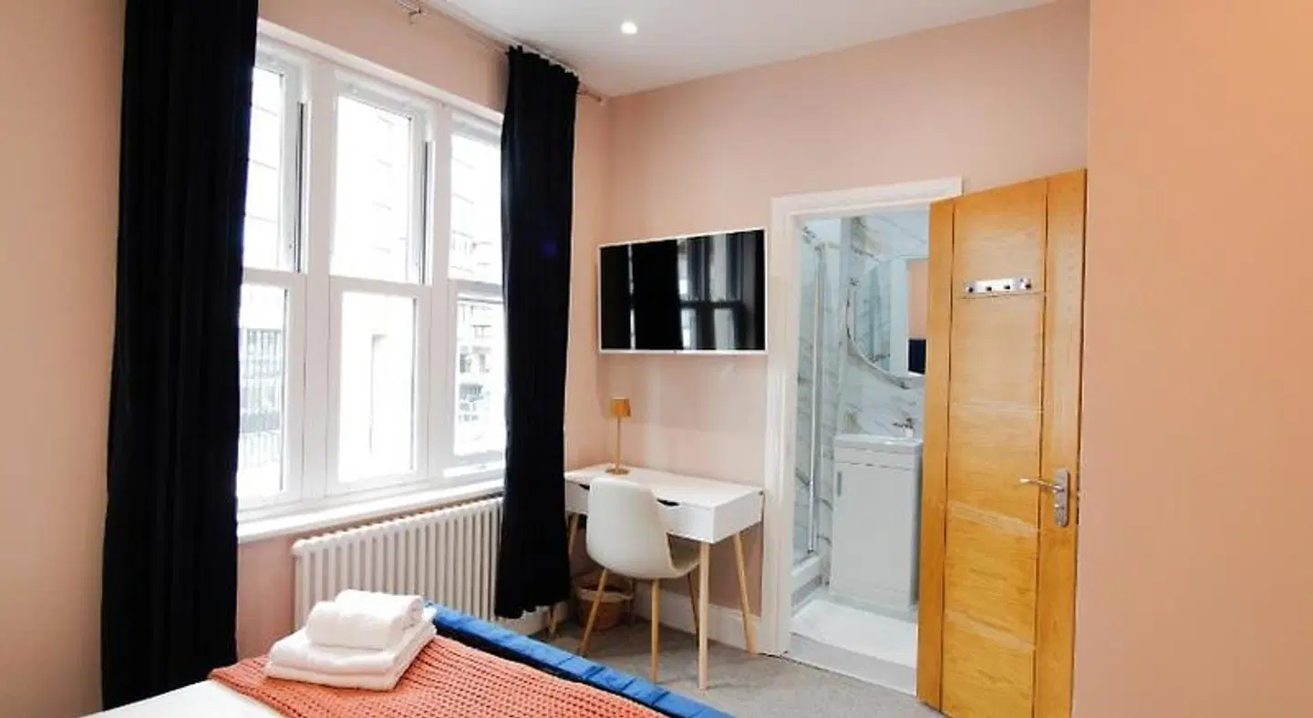London City Suites By Montcalm Badezimmer