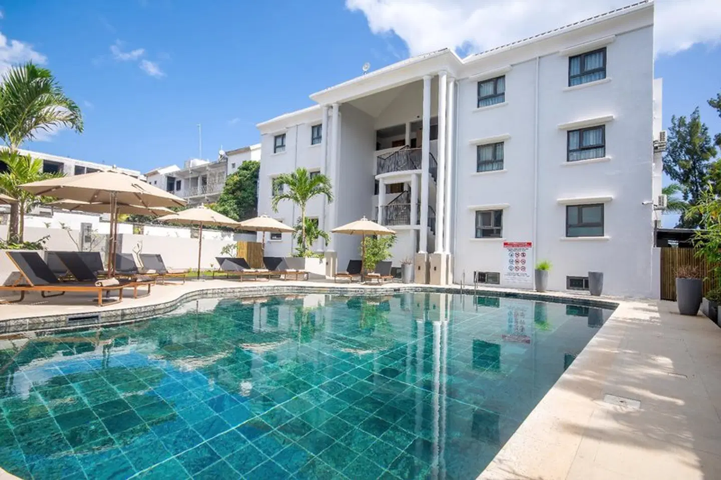 Gosun Beach Residence OUTDOOR_POOL