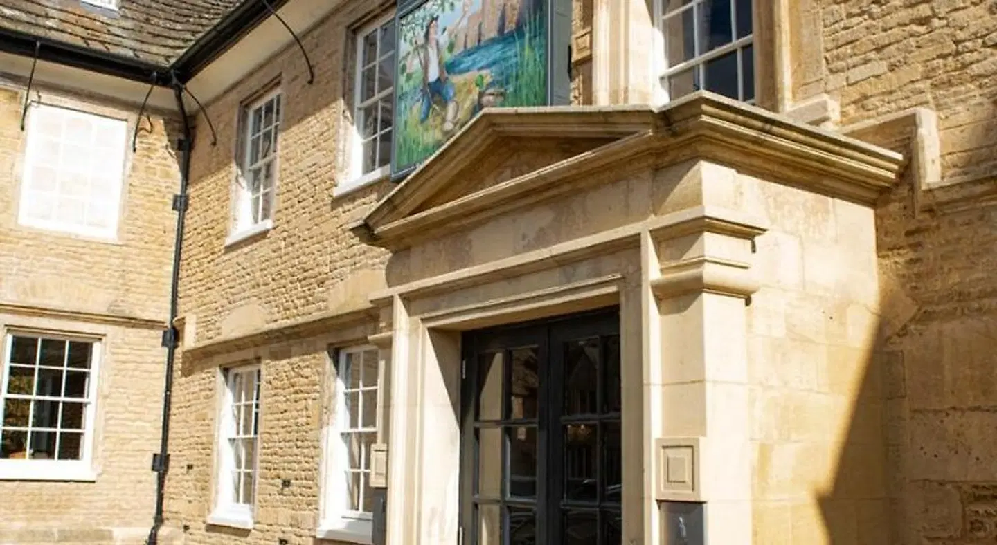 The Haycock EXTERIOR