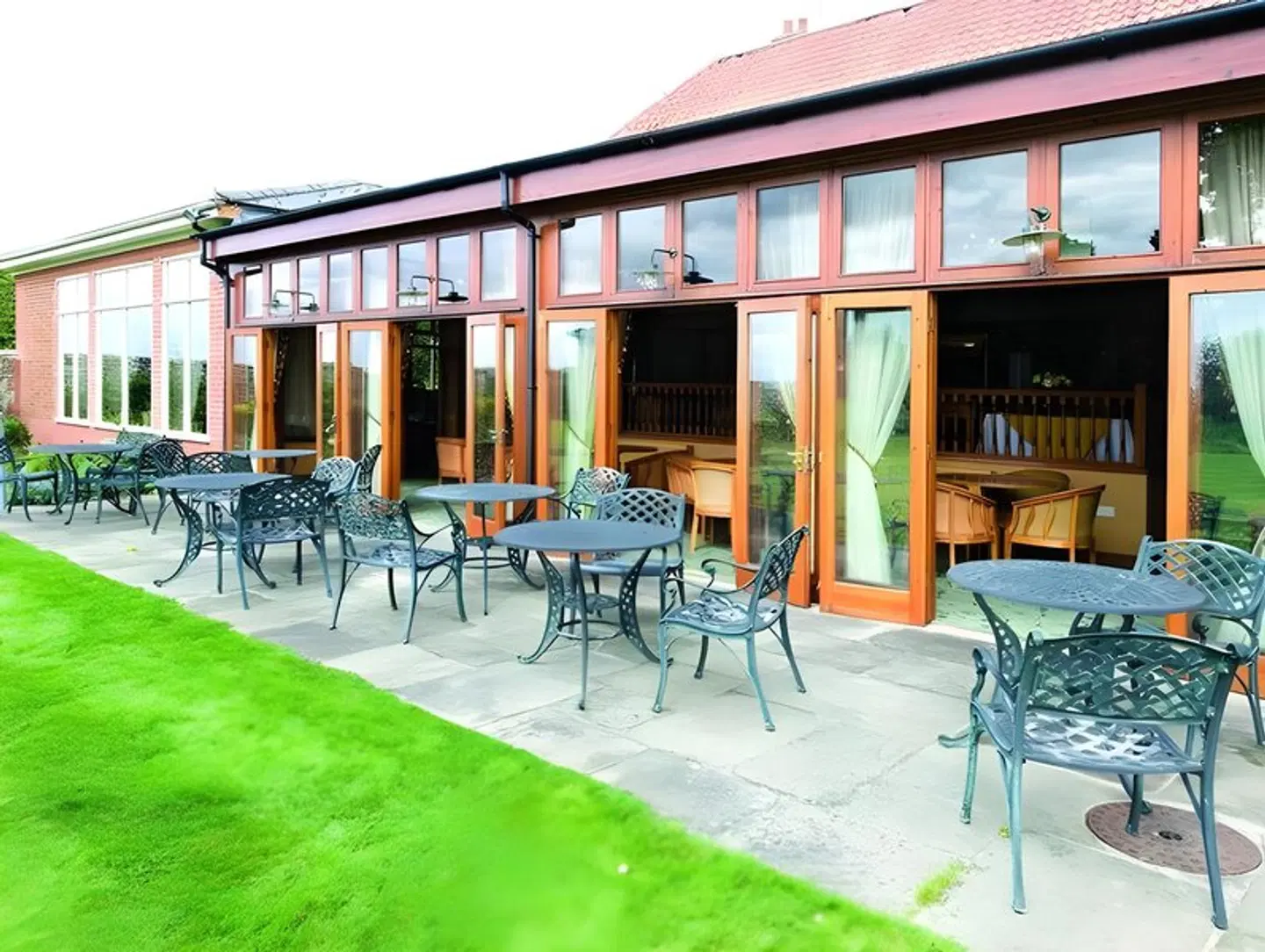 Le Strange Arms Hotel Terrasse