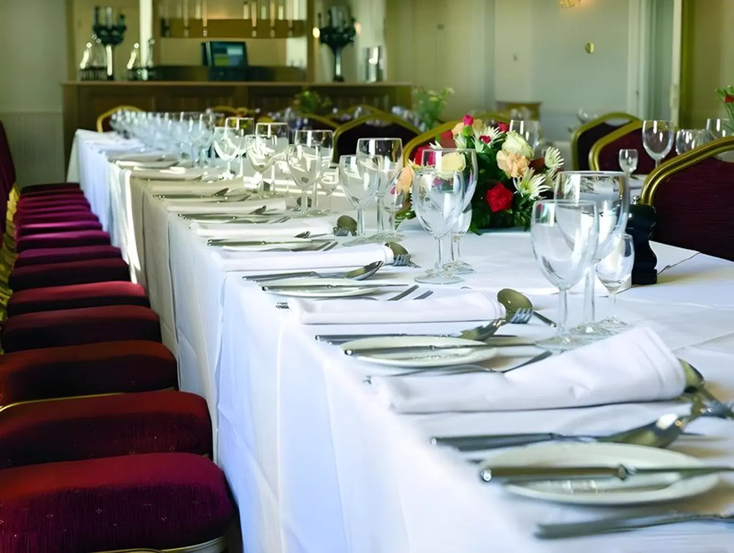 Le Strange Arms Hotel Restaurant