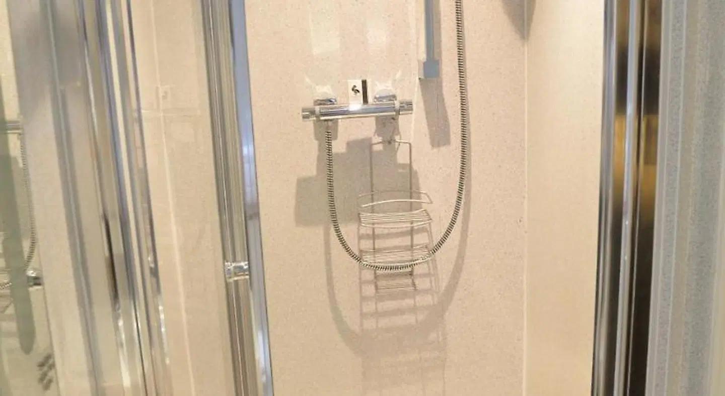 Lauriston & Lawton Court Hotel Badezimmer