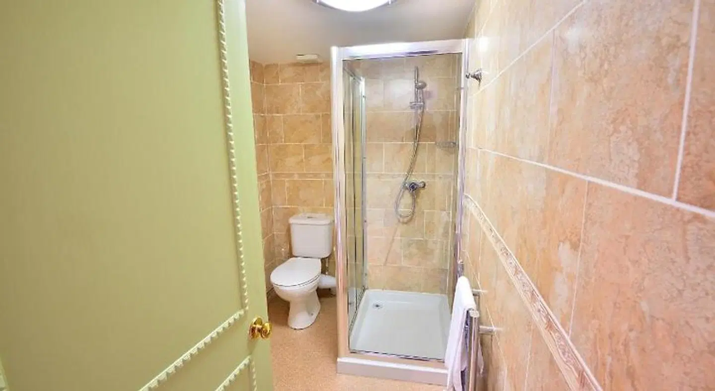 The Angel Hotel - Relax Innz Badezimmer