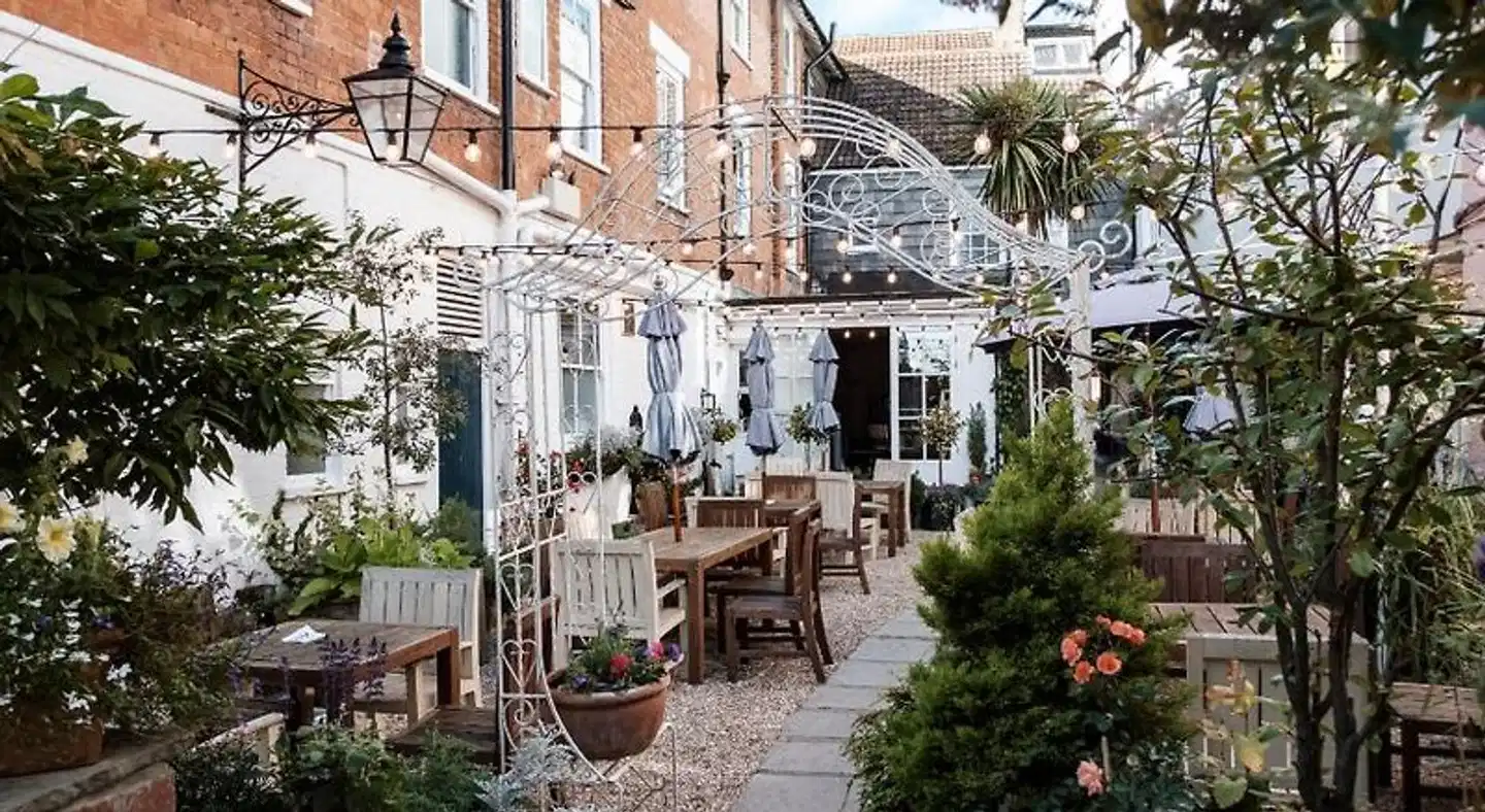 The Bull Hotel Terrasse