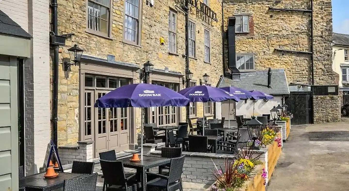 The George Hotel Bar