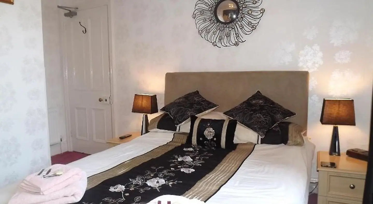 Hillcrest Guest House ROOM_EXAMPLE